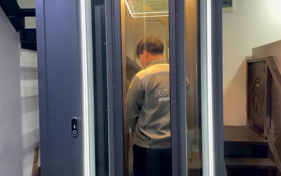 Giá Thang Máy Gia Đình 4 Tầng Mới Nhất 2026